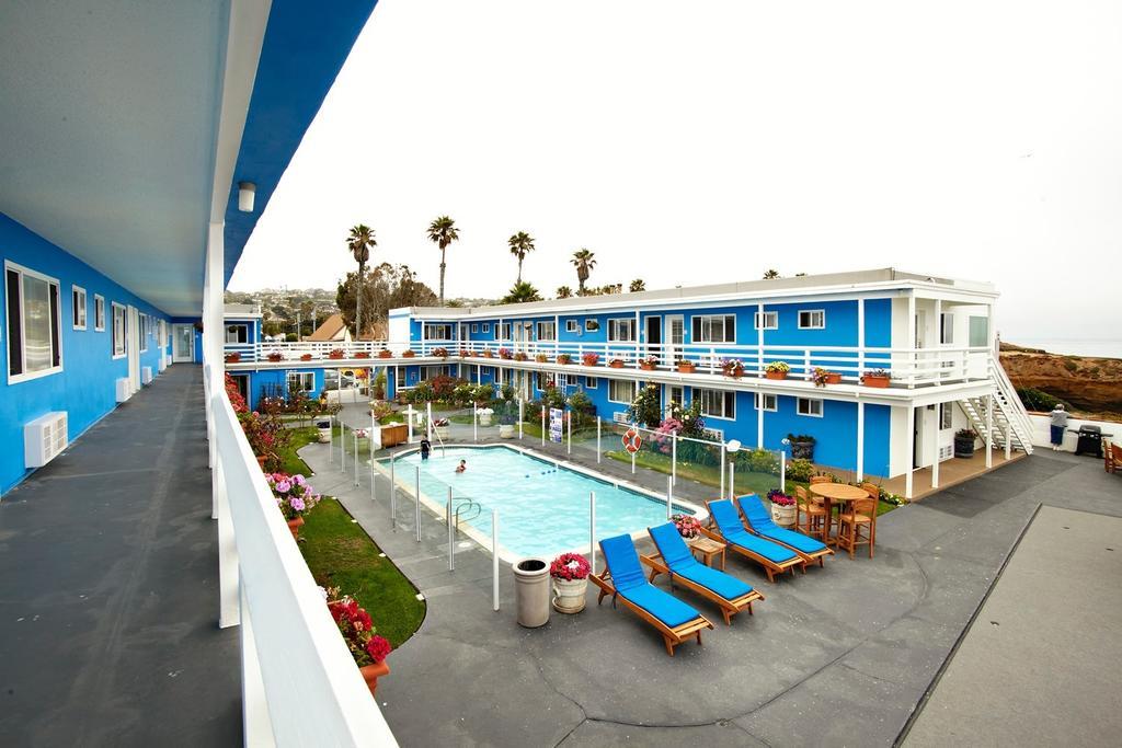 The At Sunset Cliffs 3* San Diego