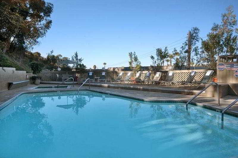 Hampton Mission Valley Hotel