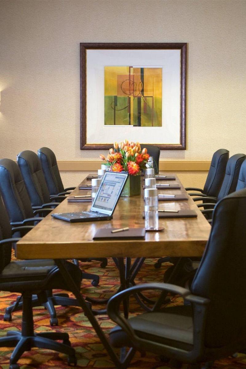 Hotel Marriott Mission Valley 3*