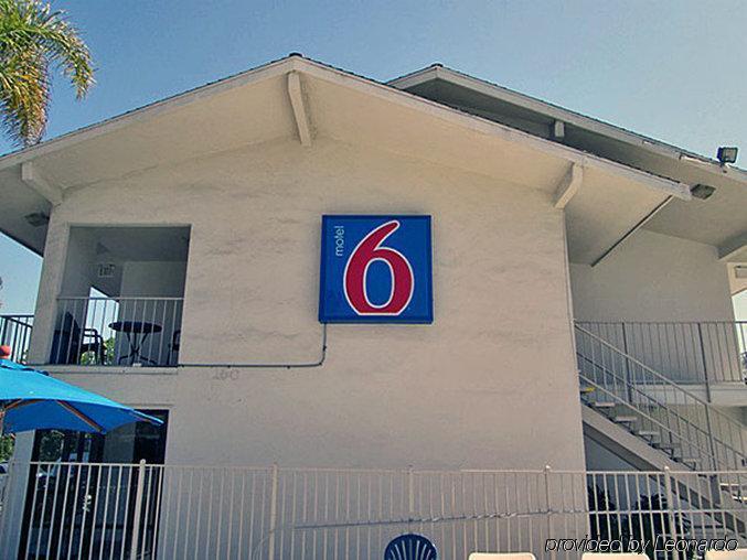 6-san Ysidro, Ca - - Border Hotel