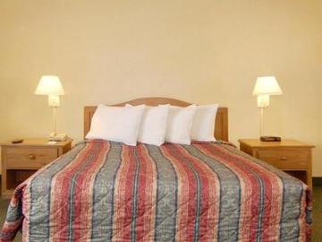Motel Baymont By Wyndham Downtown 2*