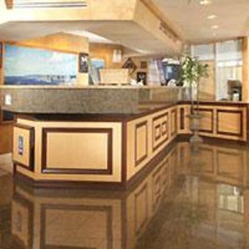 Express Airport-old Town By Ihg 2*