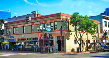 Gaslamp Quarter 2*