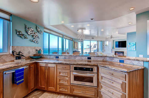 House By The Ocean