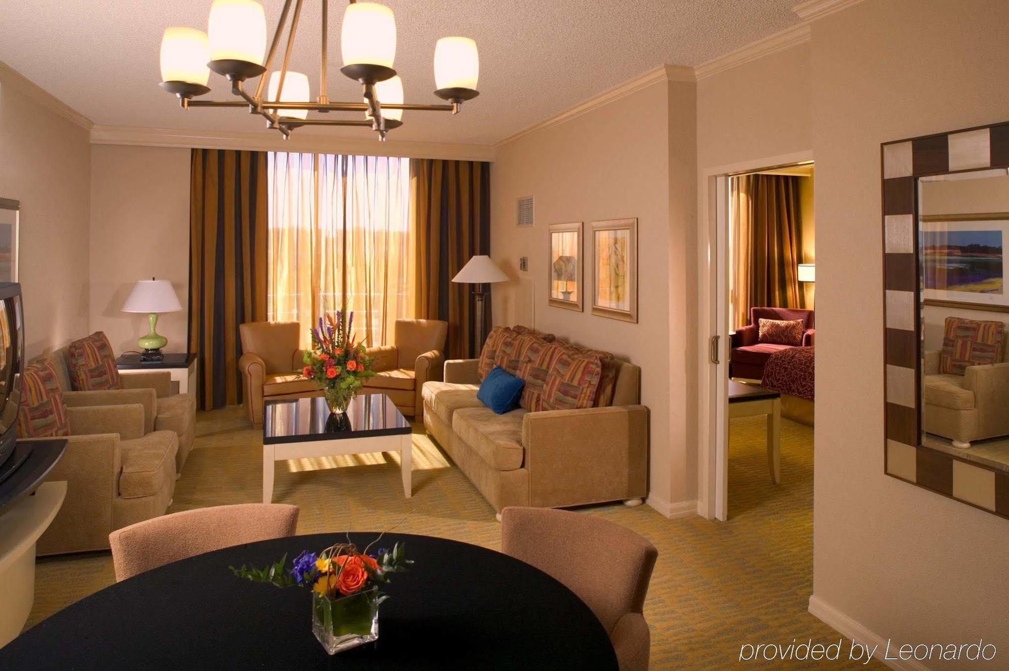 Hotel Doubletree By Hilton San Diego-mission Valley