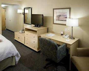 Hampton Downtown Hotel