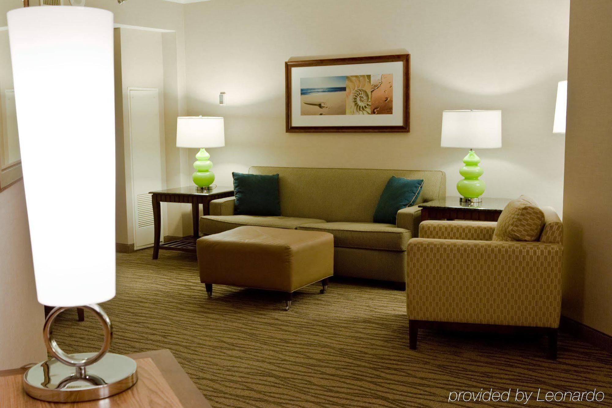 Embassy By Hilton La Jolla 4*