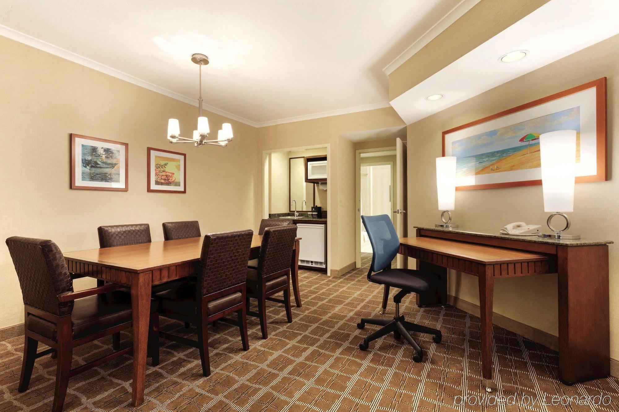 Hotel Embassy By Hilton La Jolla San Diego