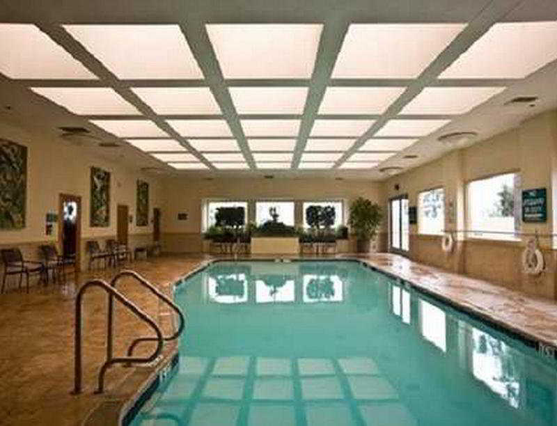 Embassy By Hilton La Jolla 4*
