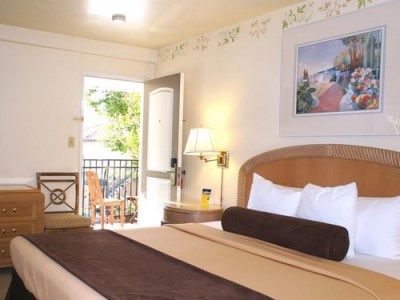 Western Downtown Hotel 3*