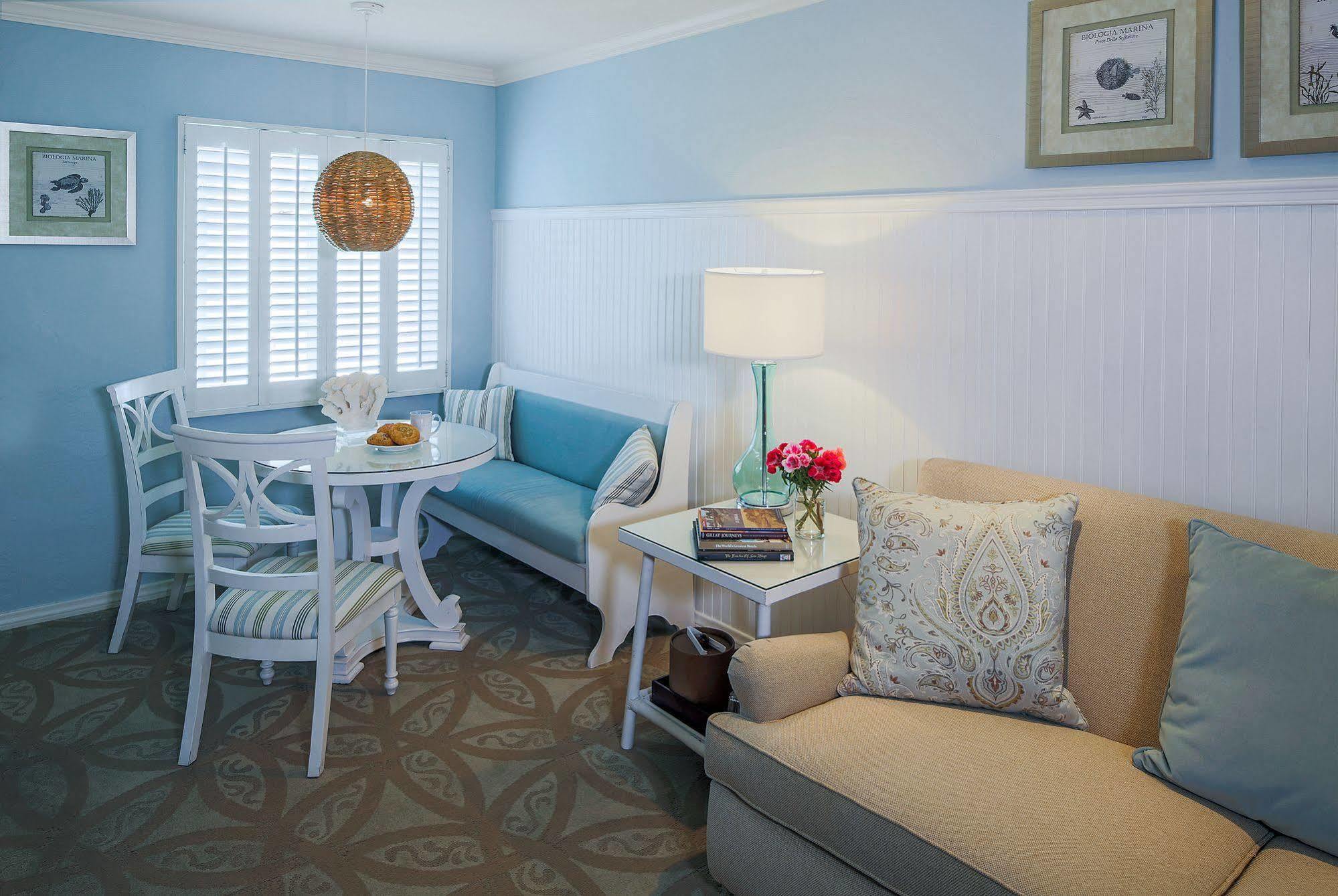 Inn Scripps
