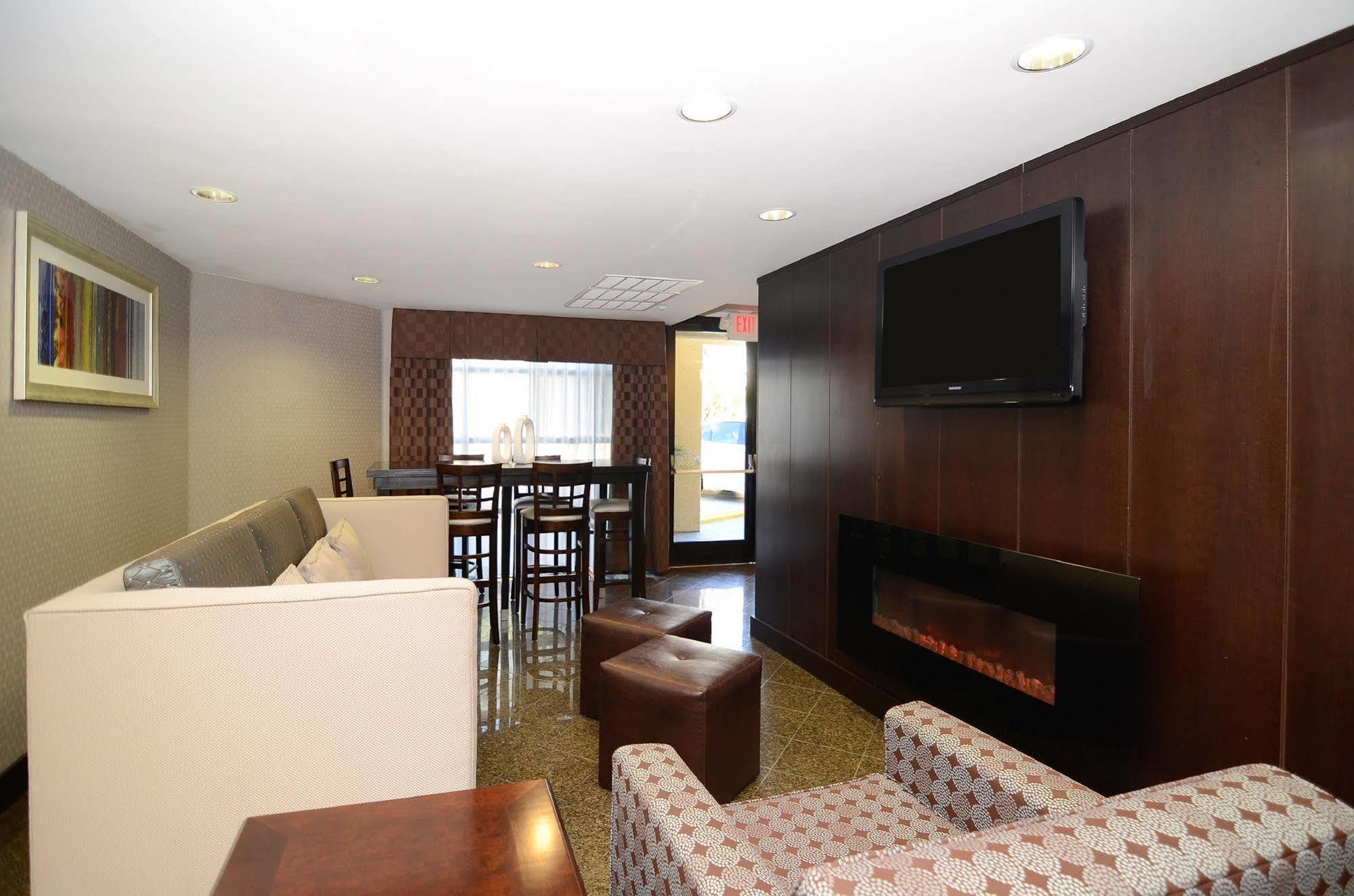 Express Airport-old Town By Ihg Hotel San Diego