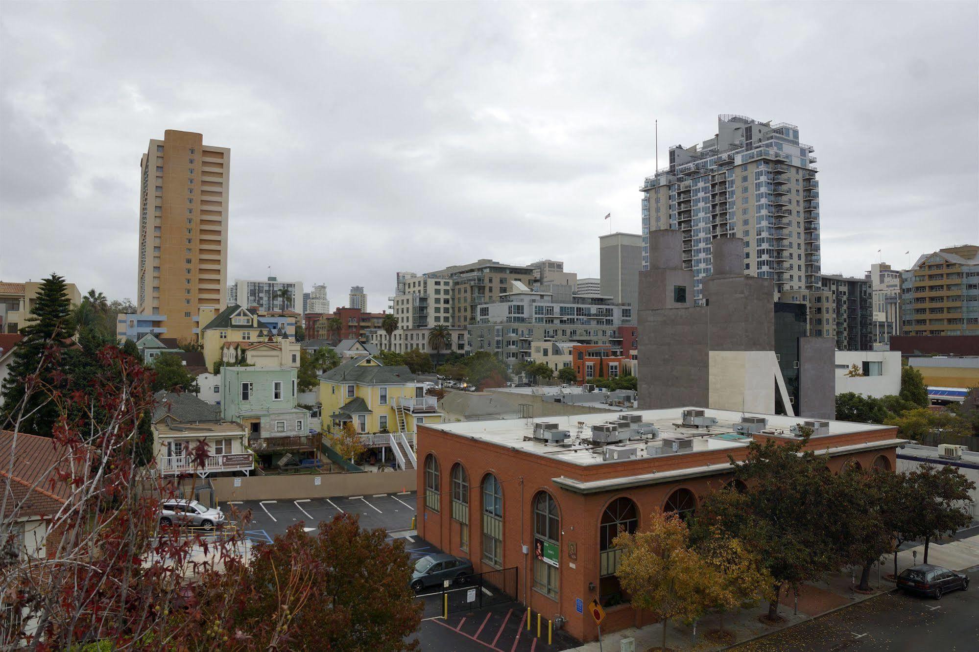 Urban Boutique Hotel- Little Italy, Downtown