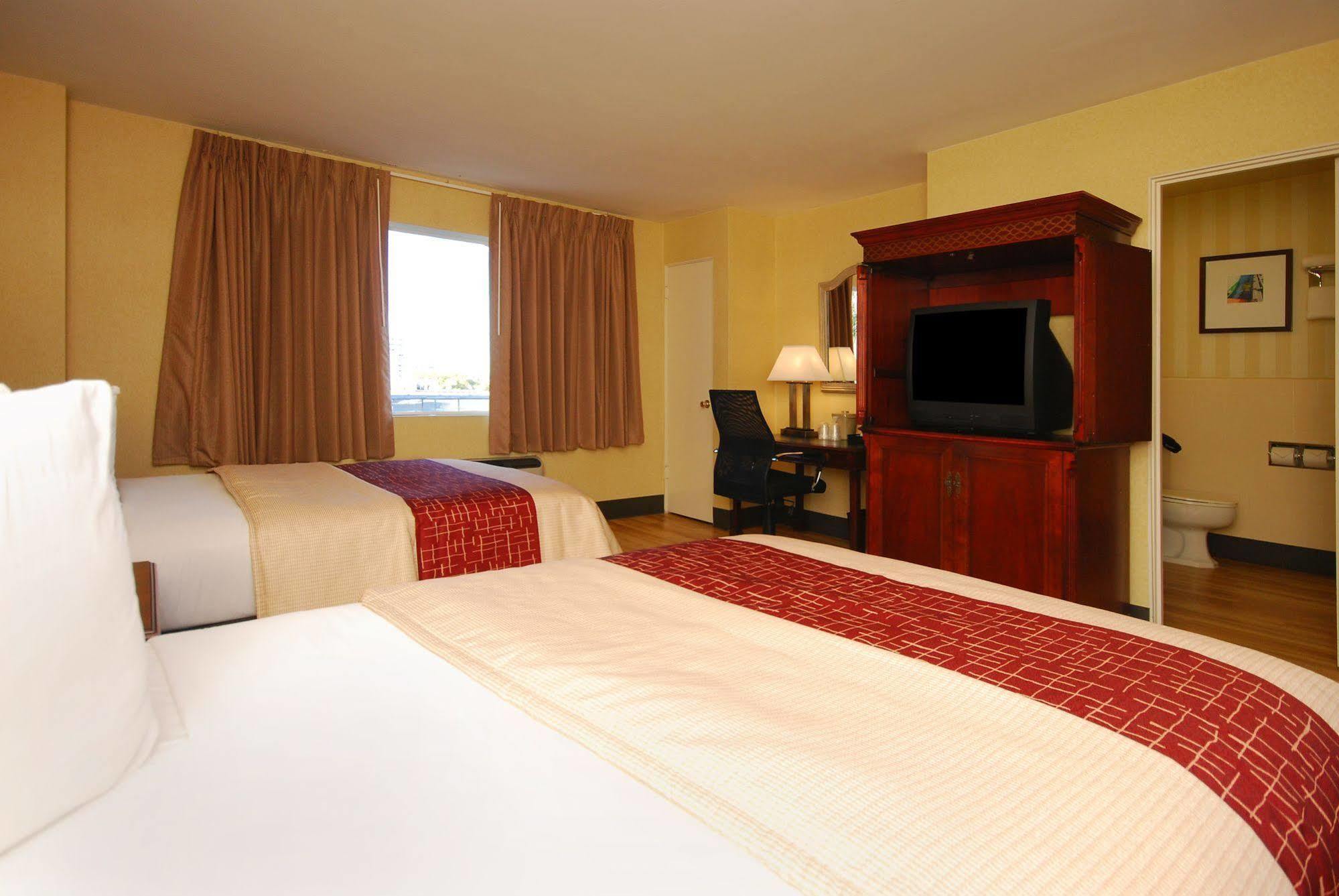Motel Baymont By Wyndham Downtown