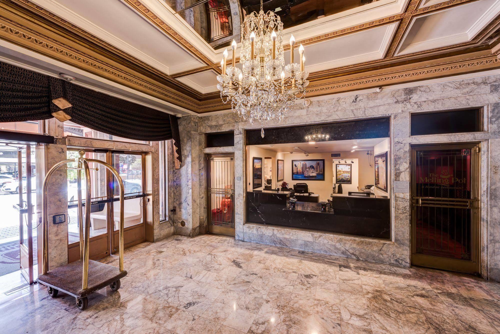 Gaslamp Plaza Hotel