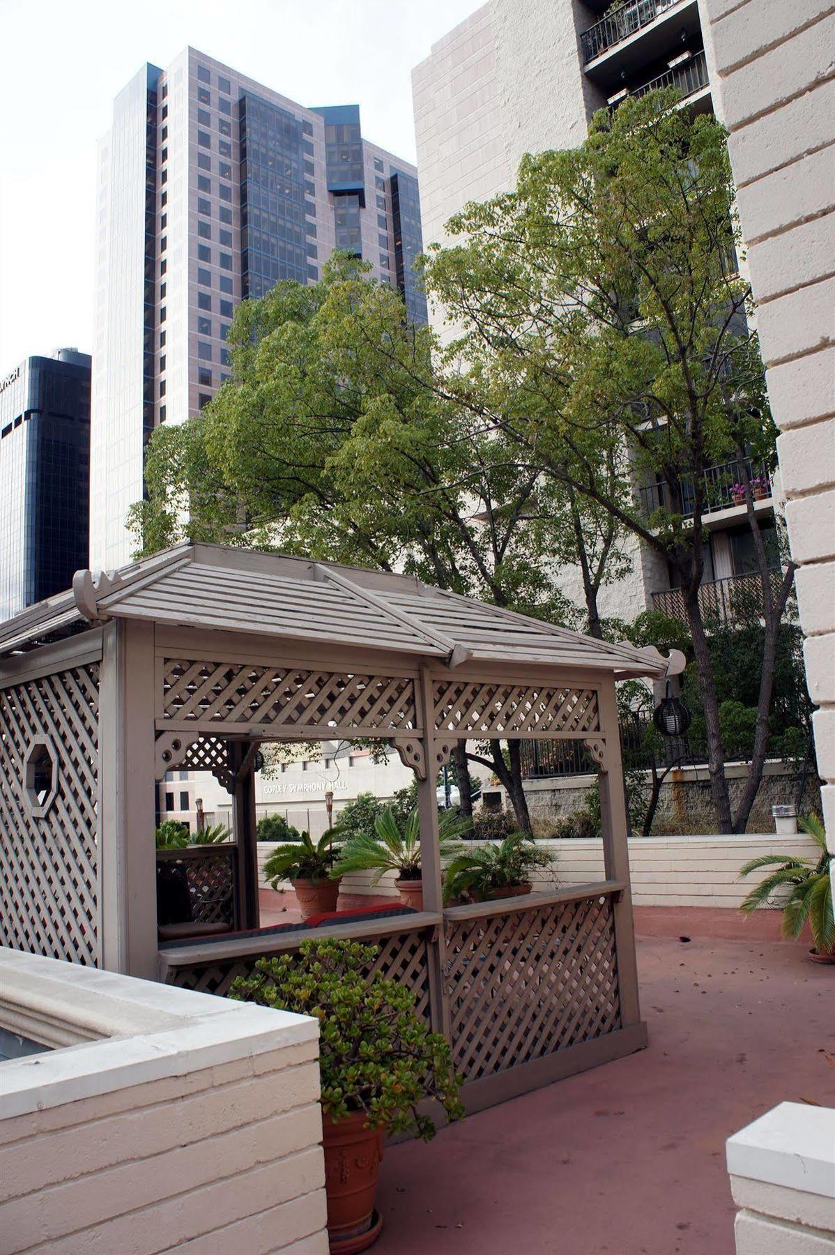 Hotel Western Downtown 3*