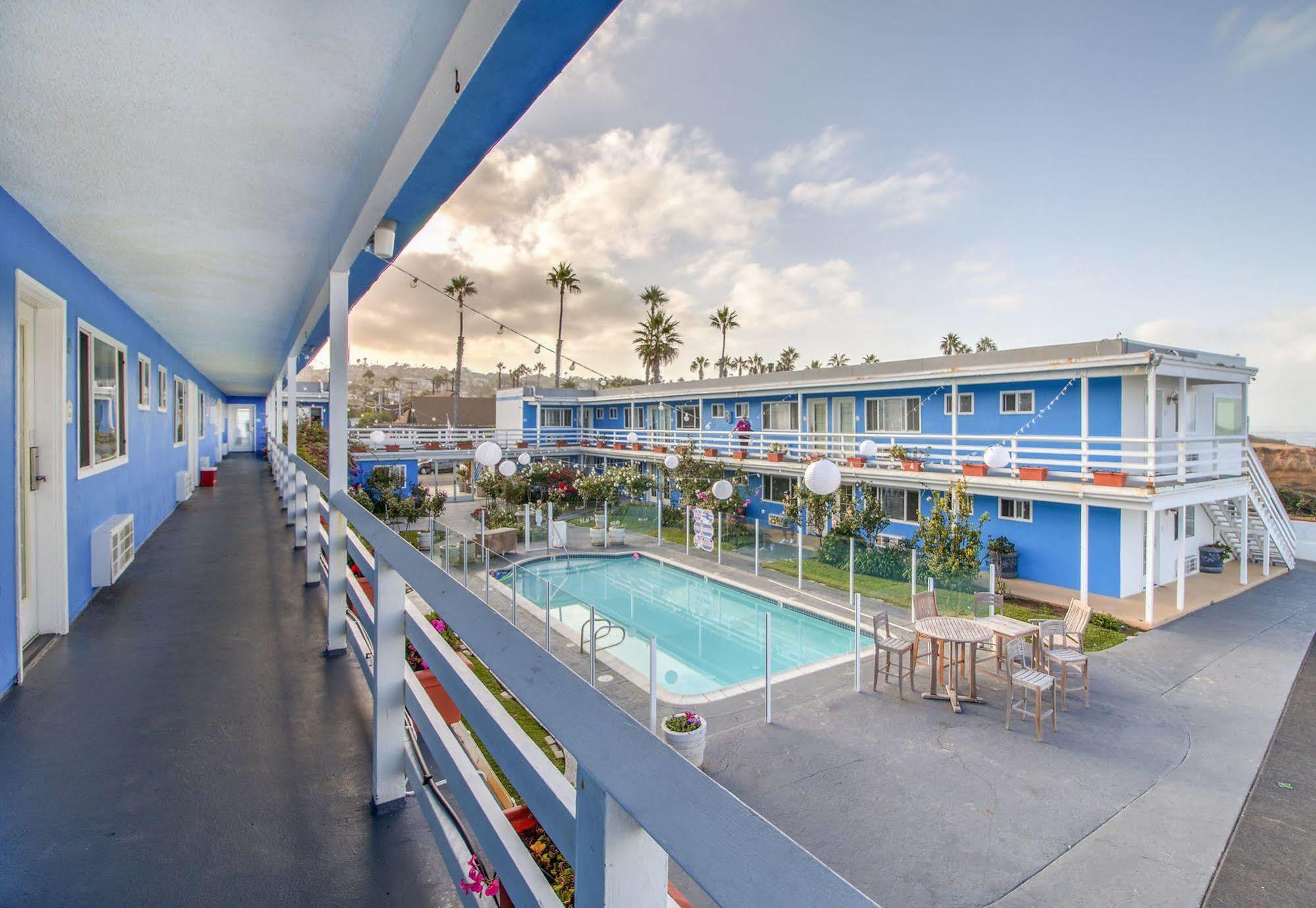 The At Sunset Cliffs Hotel San Diego