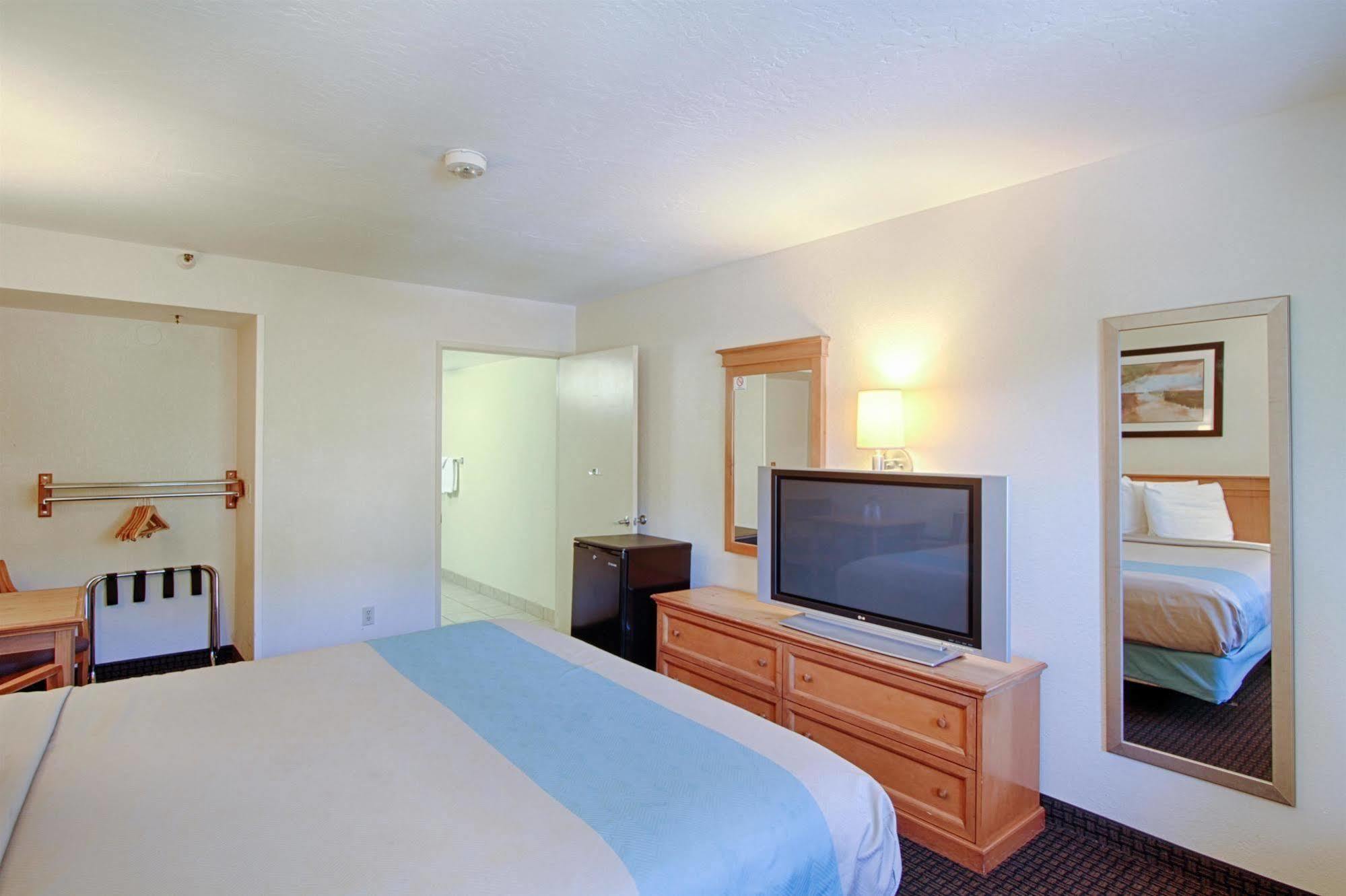 6 - Mission Valley San Diego