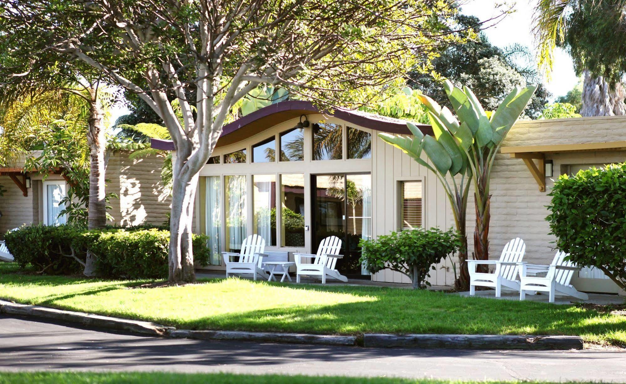 Paradise Point &