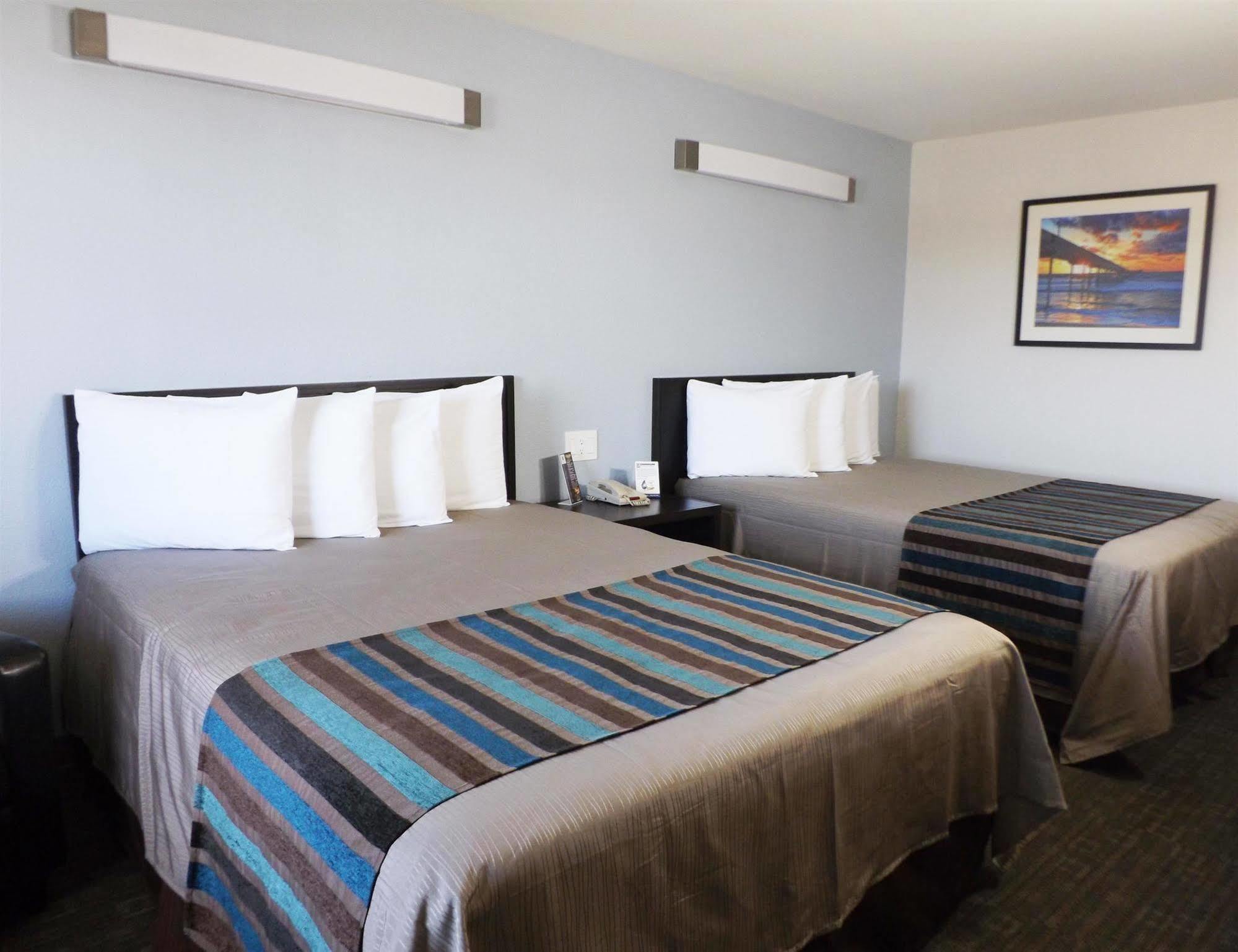 Comfort Sea World Area Inn