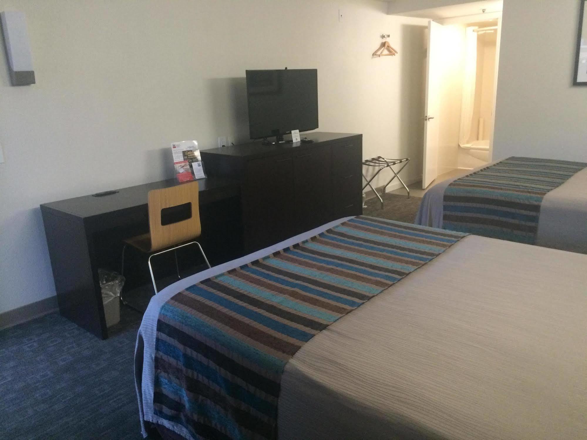 Comfort Sea World Area Inn San Diego