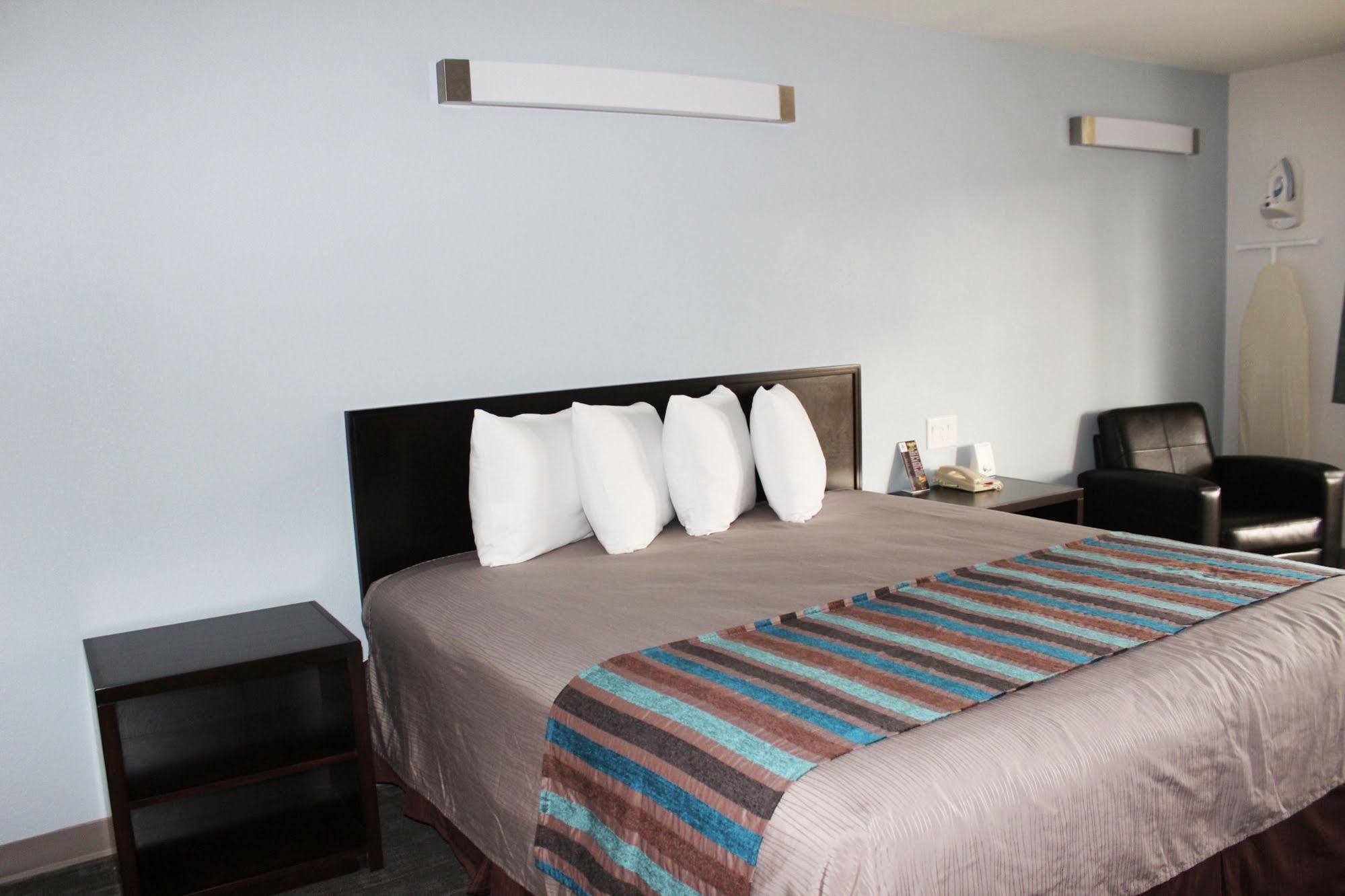 Comfort Sea World Area Inn San Diego