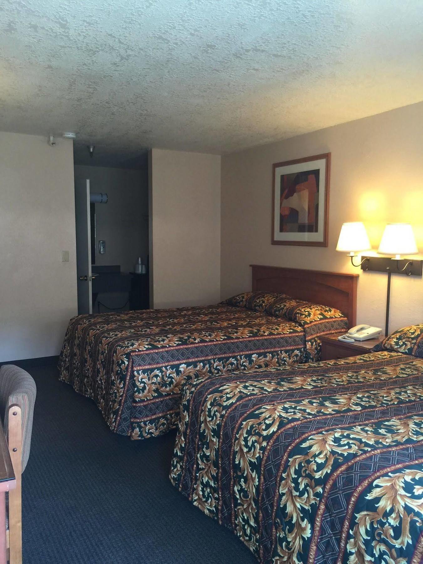 Hotel Riverleaf Inn Mission Valley 2*