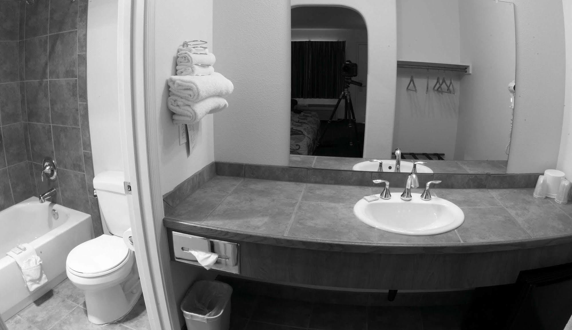 Hotel Riverleaf Inn Mission Valley San Diego