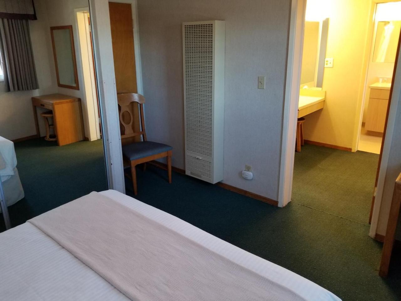 Hotel The