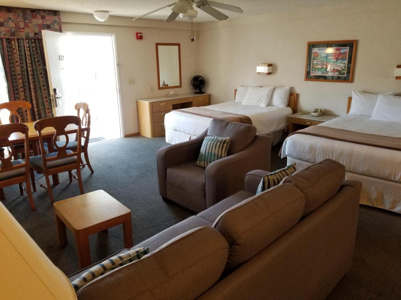 Hotel The