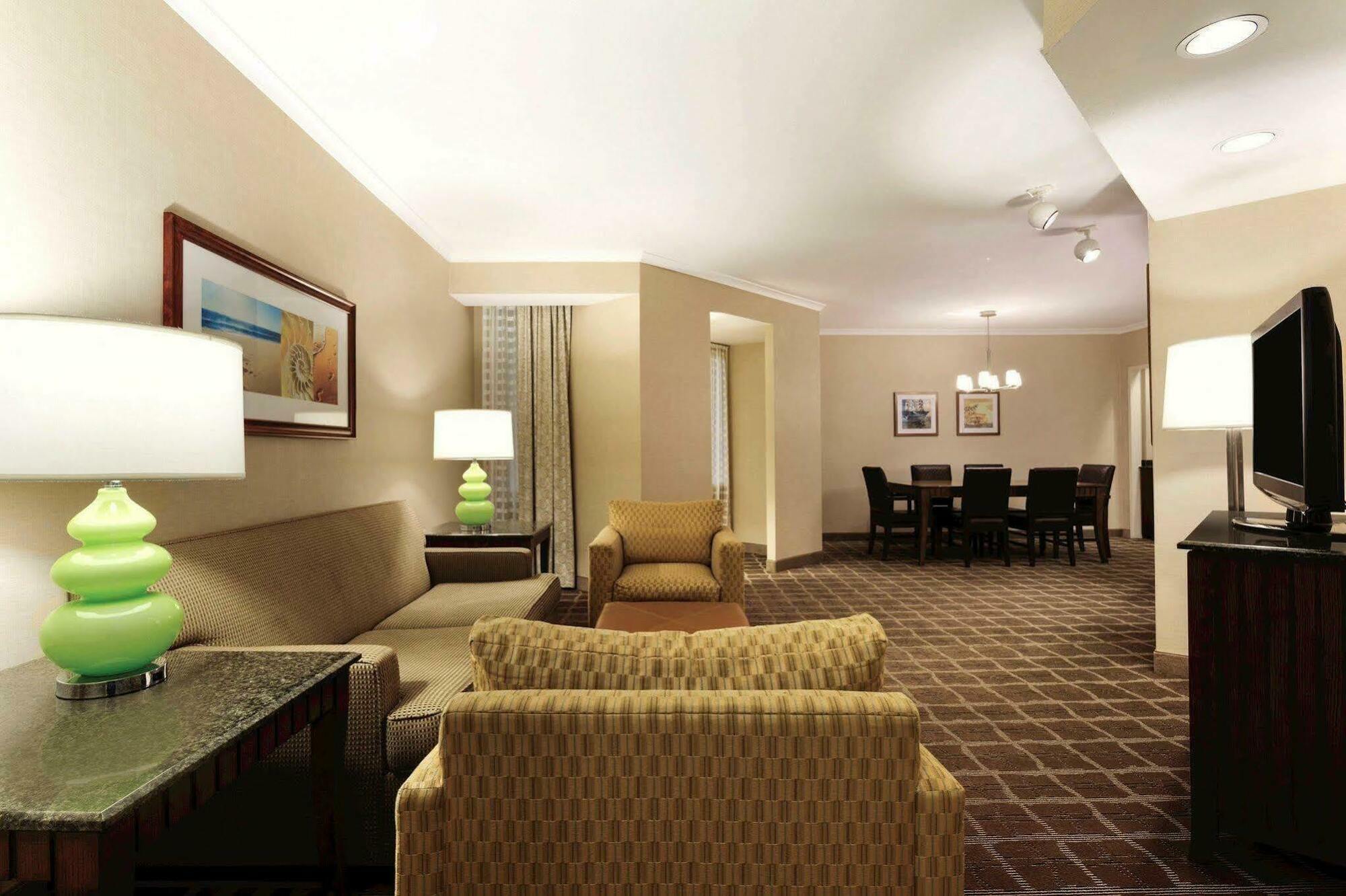 Hotel Embassy By Hilton La Jolla 4*