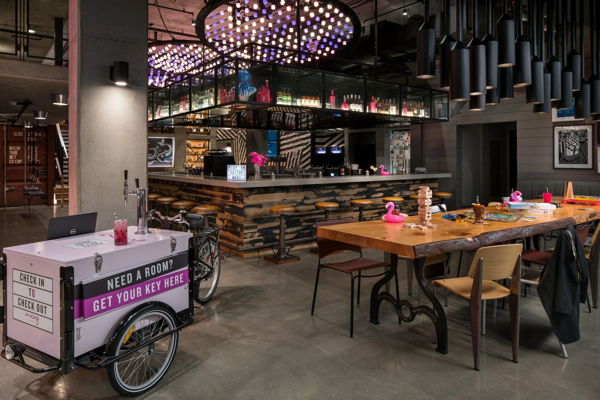 Moxy Gaslamp Quarter