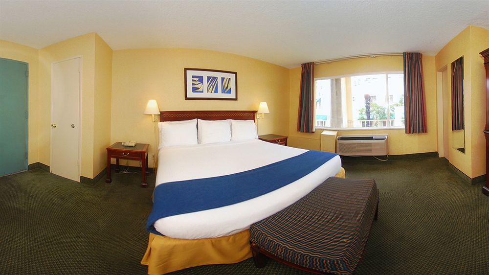 Baymont By Wyndham Downtown 2*