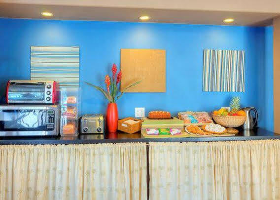 Fairfield & By Marriott Pacific 2*