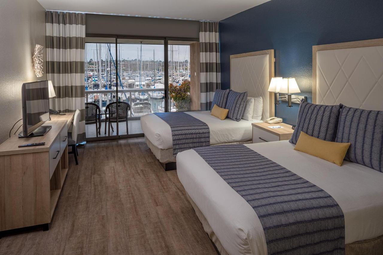 Hotel Bay Club And Marina 3*